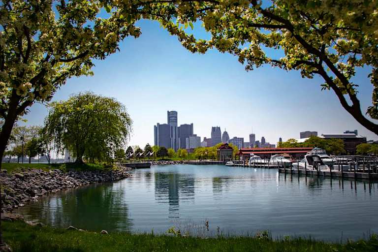 Detroit, Michigan skyline