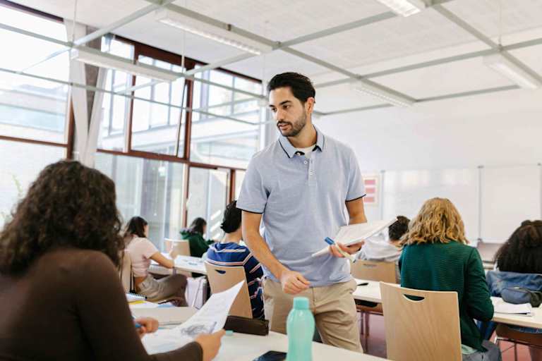 What Can I Do With an MSW Besides Social Work? Alternative Jobs to Pursue With a Social Work Degree