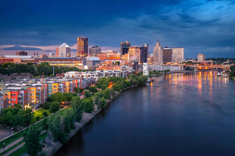 Saint Paul, MN skyline